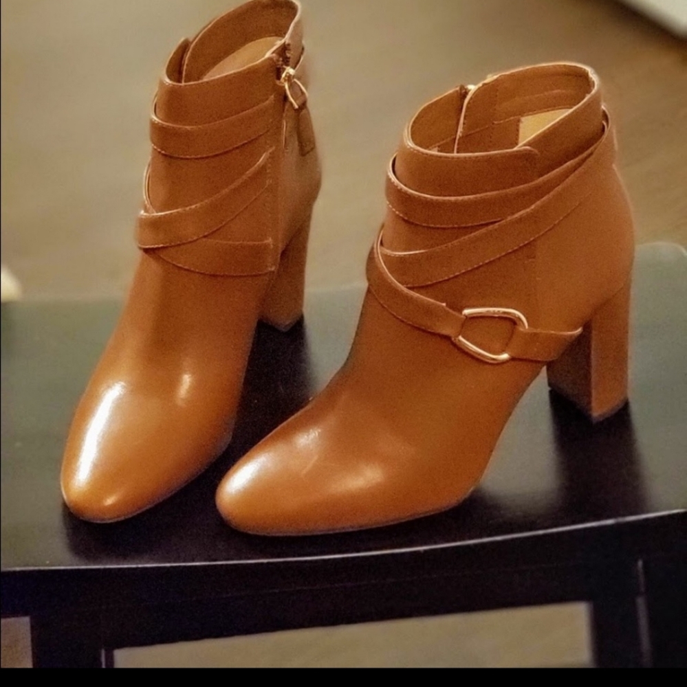 Lauren Ralph Lauren booties